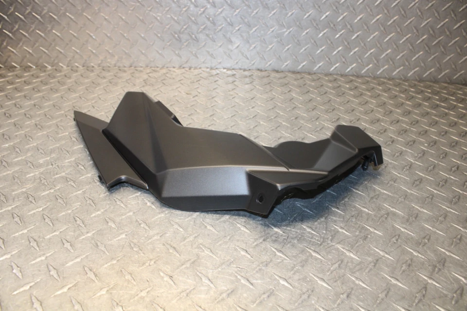 Placa Deco carenagem quadro direito 22 CF Moto CF650/CF 650 FABRICANTE DE EQUIPAMENTO ORIGINAL 6NQ0-041501 - Imagem 3 de 4