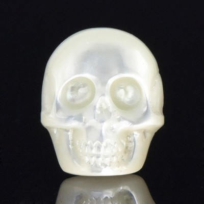Skull Cabochon Weißer Perlmutt-Schnitzerei Für Sammlung Oder Schmuck 2,28 G