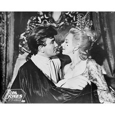 TOM JONES Original Lobby Card  - 10x12 in. - 1963 - Tony Richardson, Albert Finn