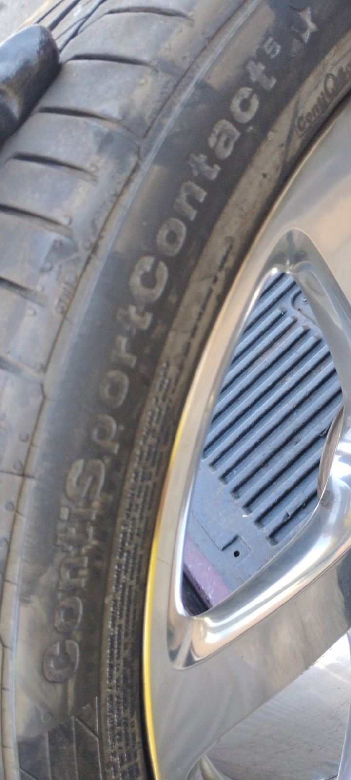 ROLLS ROYCE RIMS WITH CONTINENTAL TIRES