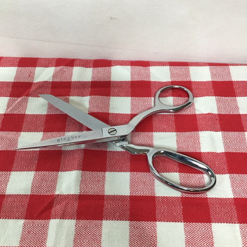 Gingher G-8 (8") Right-Handed Fabric Scissors – Knife Edge - Image 2 of 4