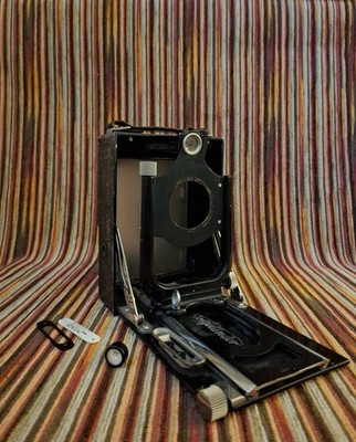 VOIGTLÄNDER AVUS KAMERA (9x12 / 1920) / ''NUR ERSATZTEILVERKAUF''