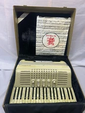 Excelsior Accordiana Model 245 Accordion – Made in Italy – With Case