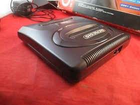 Sega Genesis Model 2 Console w/ Box Controller Cord Sonic Spinball System Manual
