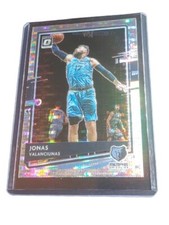 JONAS VALANCIUNAS Silver Pulsar Prizm 2020-21 Donruss Optic 128 Pelicans