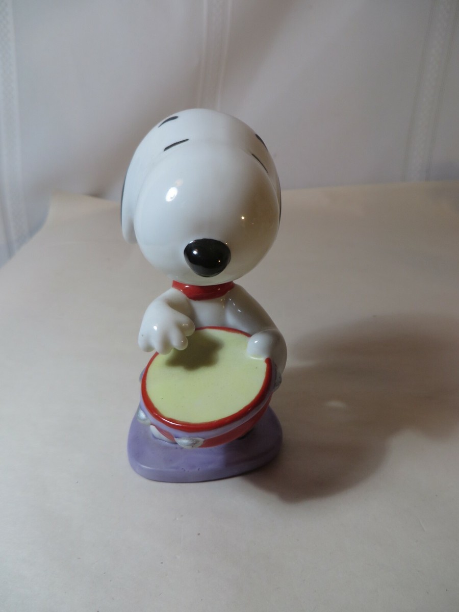 UFS, INC CHARLIE BROWN PEANUTS CERAMIC SNOOPY FIGURINE #3 | eBay