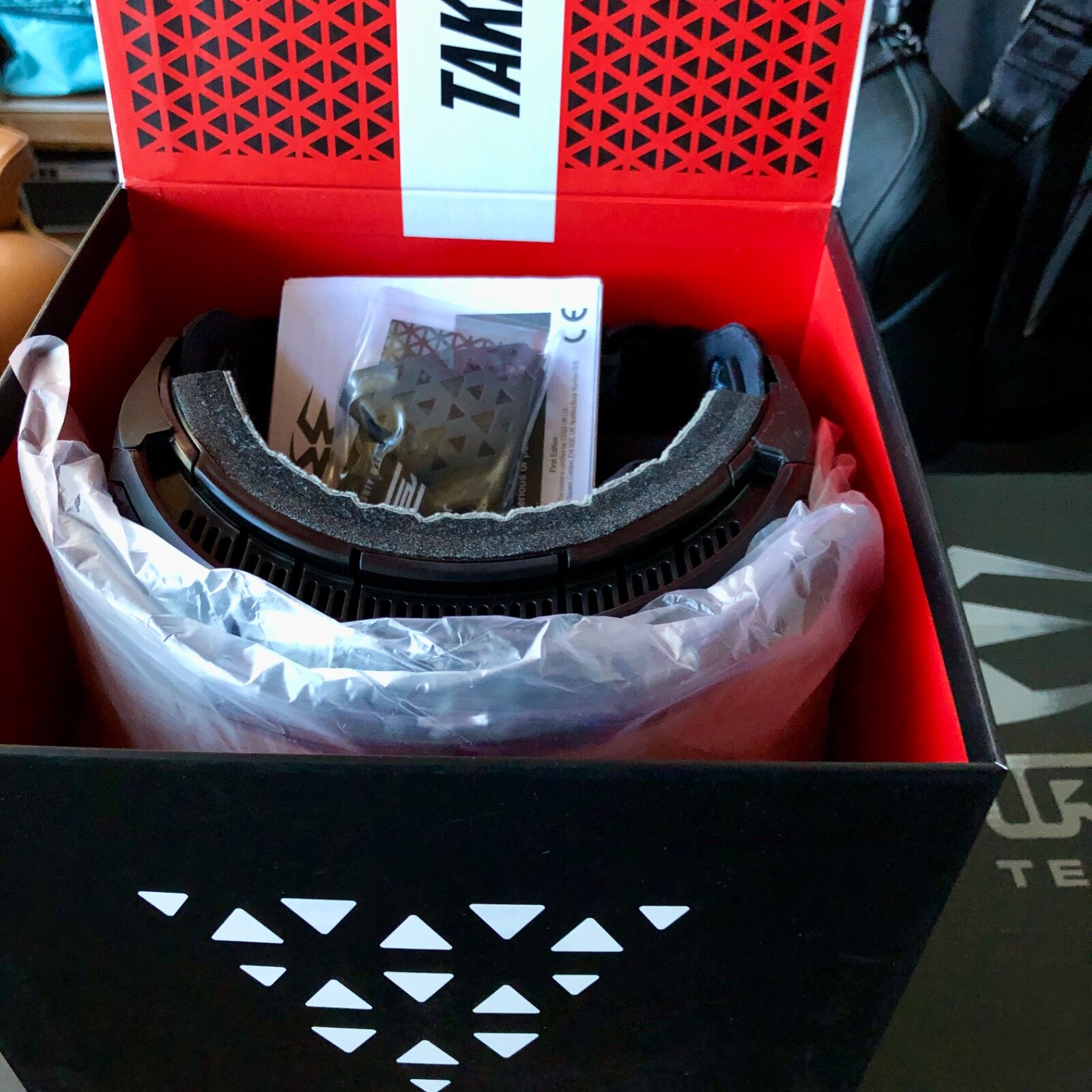 Empire Dfender Paintball Gun New Terrapat Camo, Shield & Paint