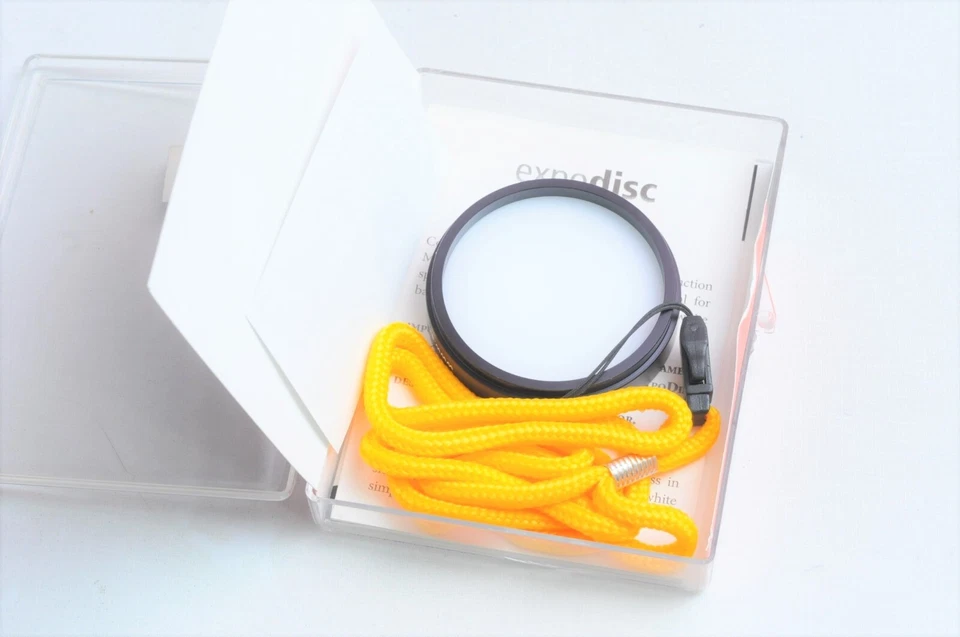 ExpoDisc 58mm Digital Warm White Balance Filter - Image 2 of 2