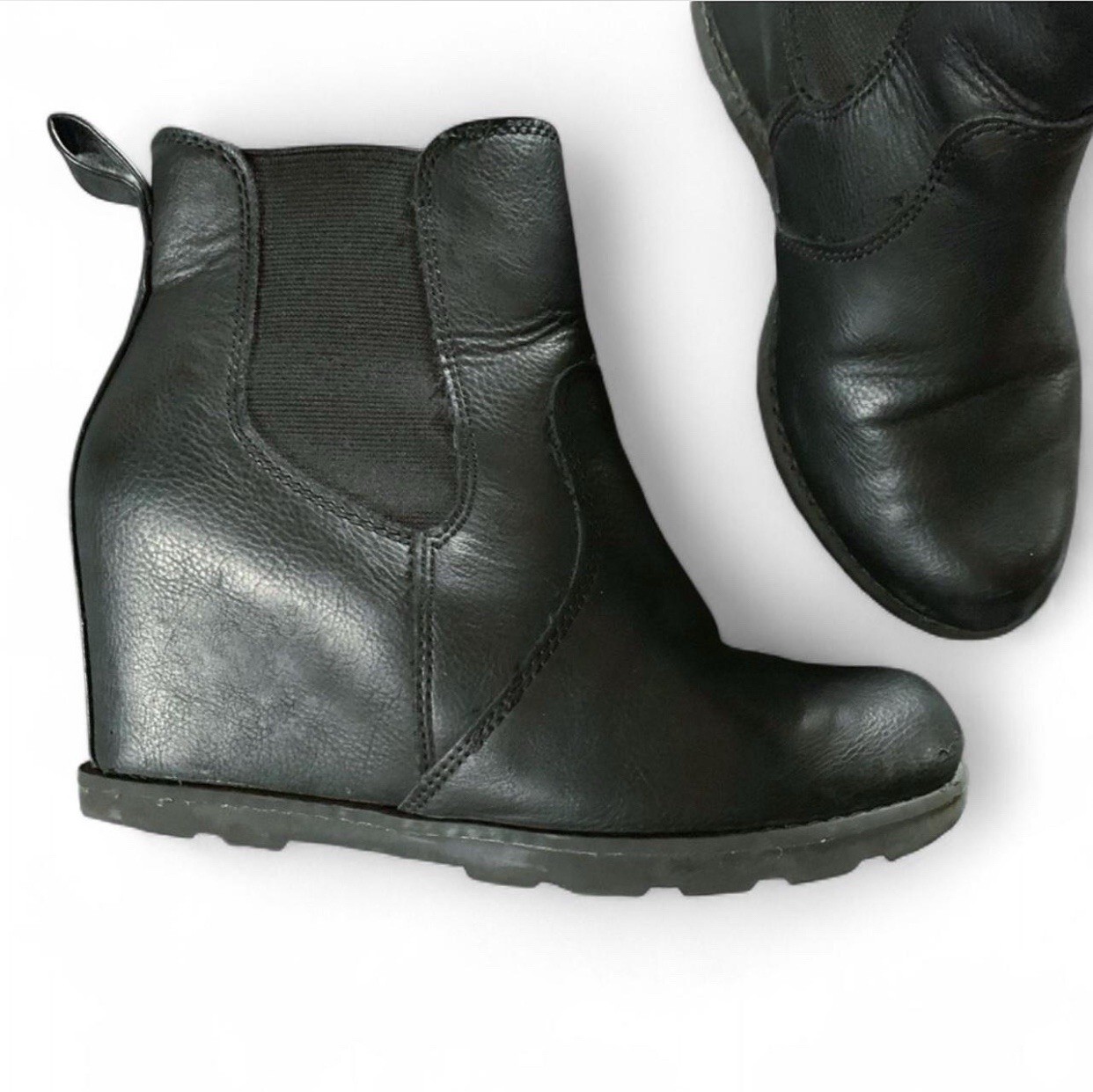 Universal Thread Women's Platform Wedge Booties B… - image 1