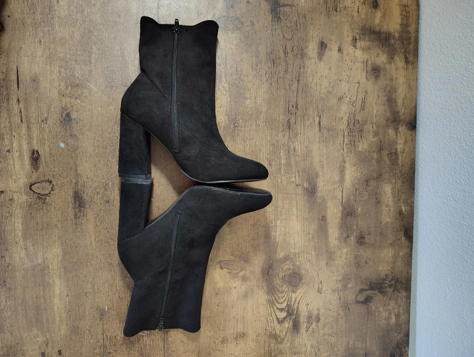 Patrizia Geza Floral Black Boots Womens Size 6 By Spring Step Velvet Block Heel  - Image 3 of 4