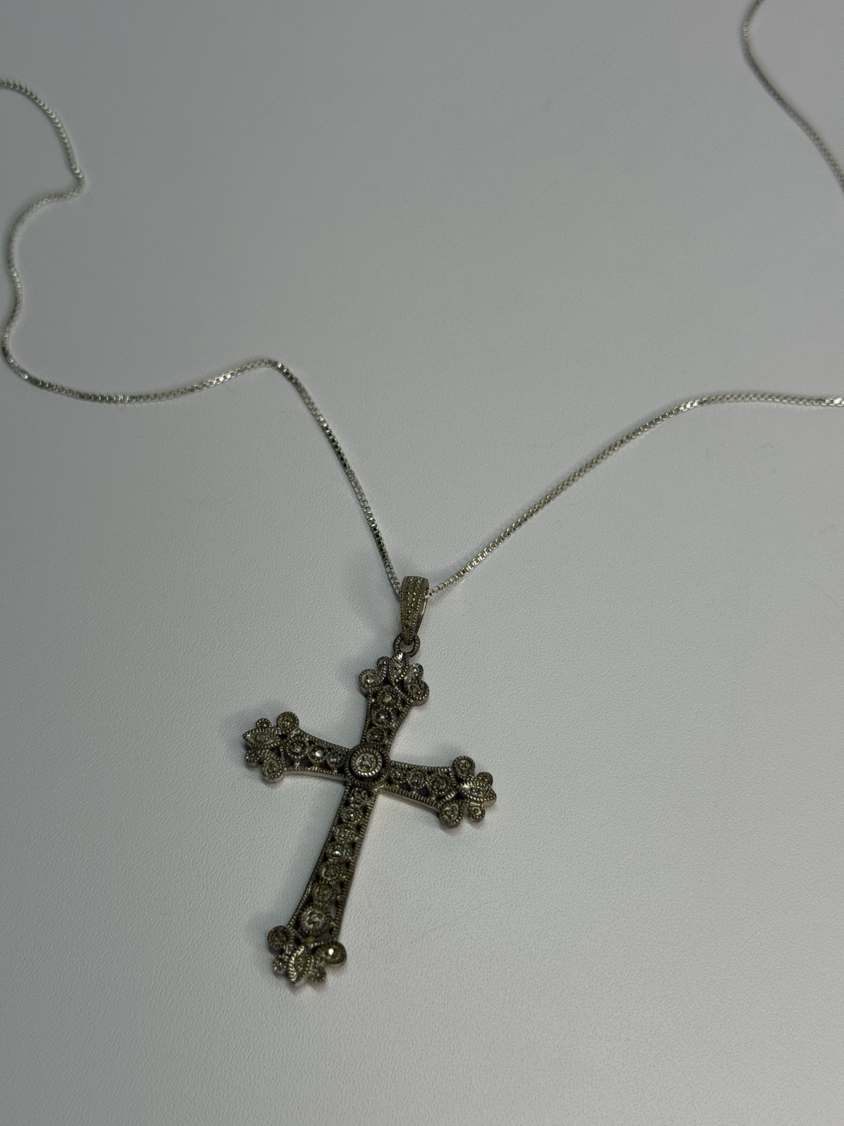 Picture 3 of 9