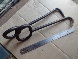 2x Vintage Hay Straw Bale Hooks
