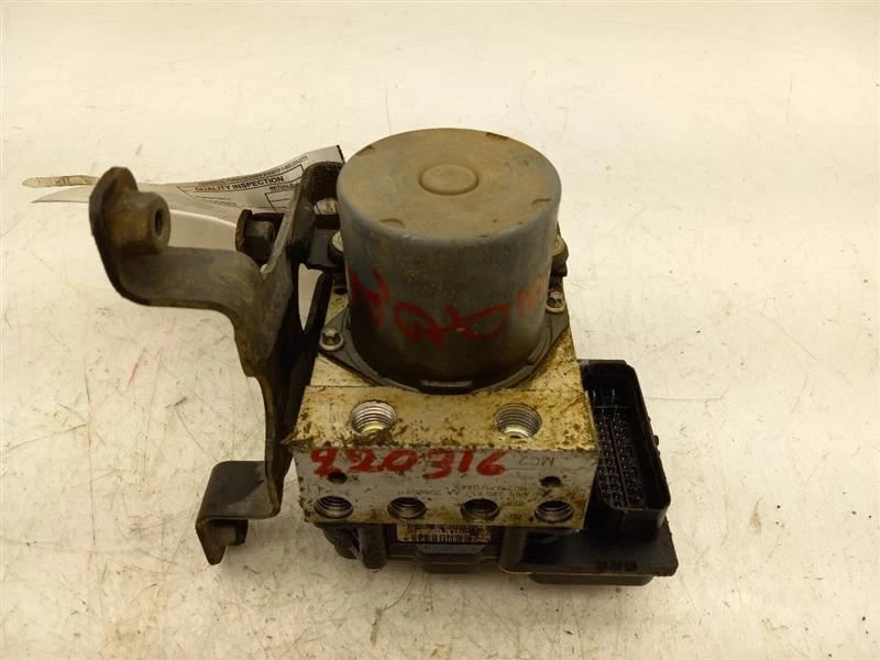 Anti-Lock Brake Part Assembly 09-14 Cadillac Escalade 20896914 - Image 4 of 4