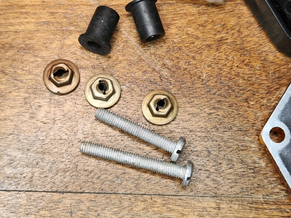 NOS Kaiser Jeep 981288 Front Hood Marker Lens Jeepster Reflector 35-23A - Image 4 of 4