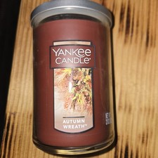 YANKEE CANDLE AUTUMN WREATH 2 WICK 22 OZ CANDLE
