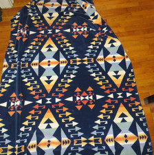 Pendleton Fleece Throw Blanket Aztec Print Stitched Edge Ultra Soft 72x50" VGC