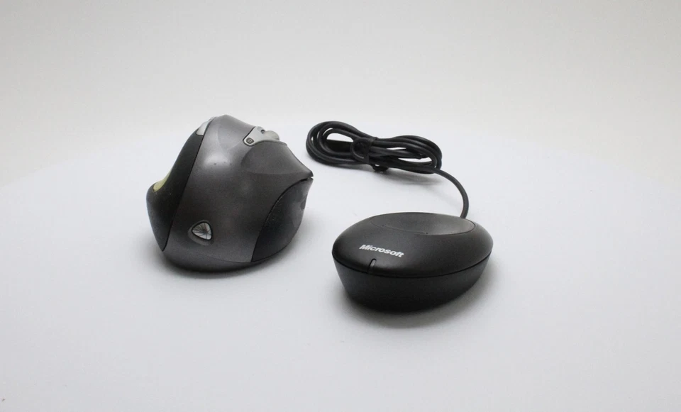 Microsoft 1083 Natural Wireless Laser Mouse 6000 Metallic Gray (69K-00001) - Image 2 of 4
