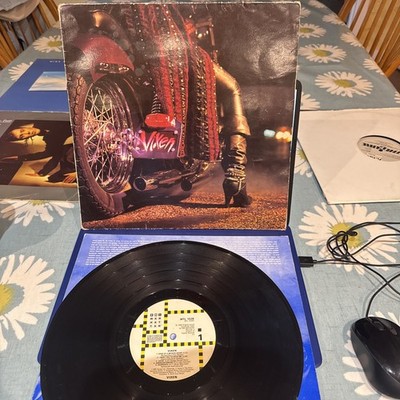 Vixen - Self Titled - MTL 1028 - 1988