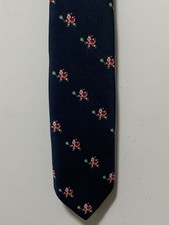 Vintage Cape Cod Tennis Santa Claus Navy Blue Tie Silk Blend Made in USA 3.75*