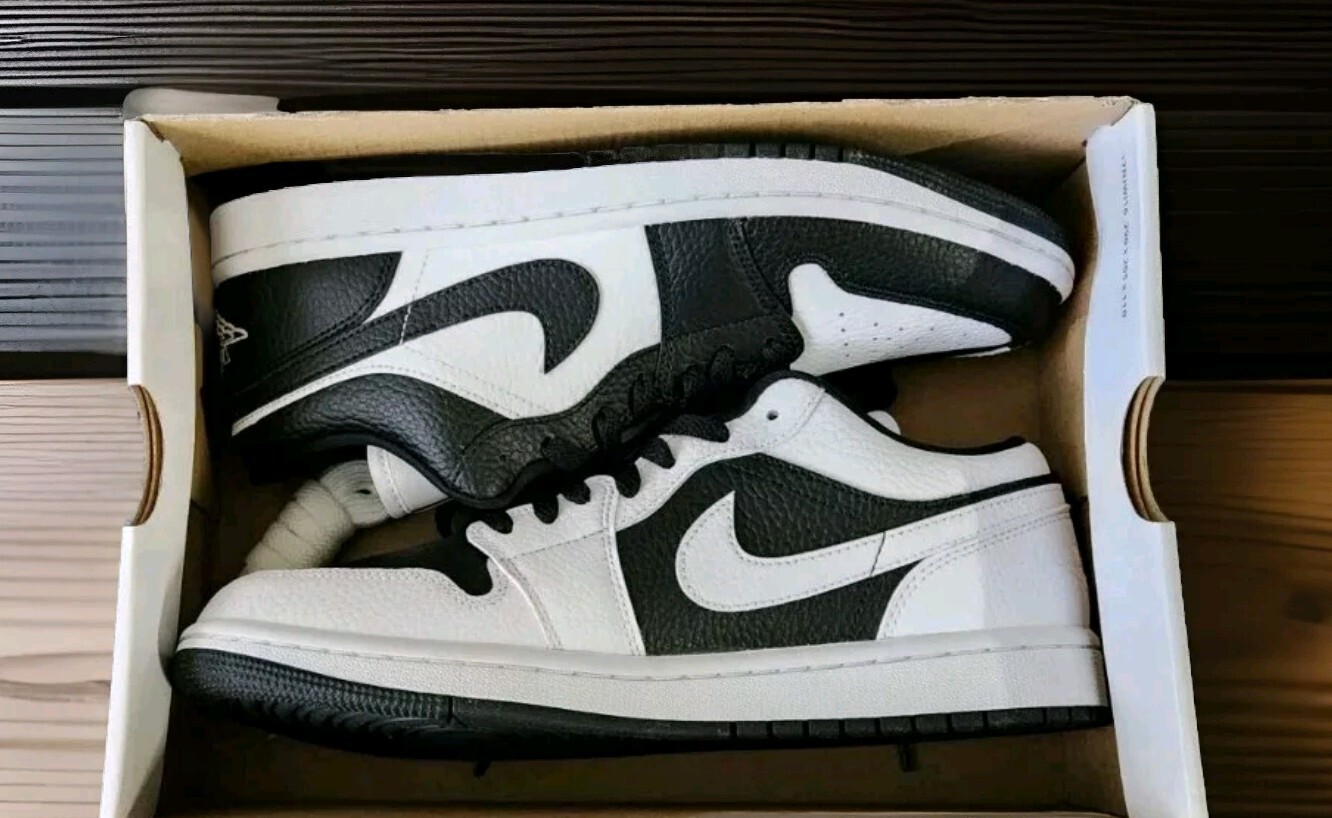 Nike Air Jordan 1 Low SE Retro Shoes Homage Split DR0502-101 Women 10/Men 8.5