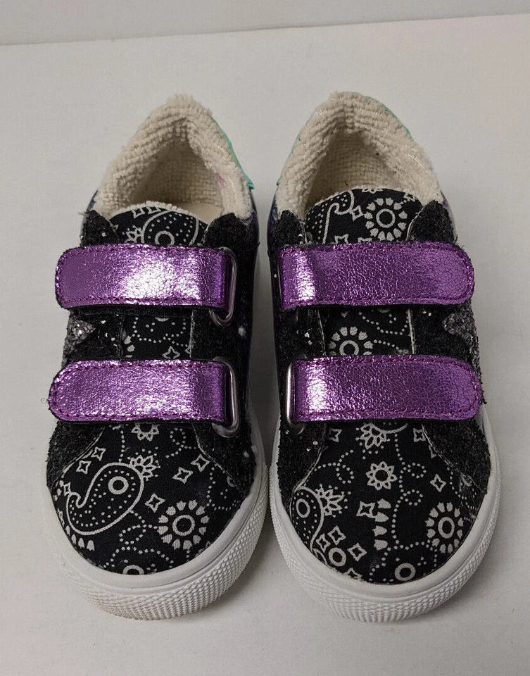 Tênis Steve Madden Girls Rezume, Preto/Roxo, Crianças 8 M - Imagem 2 de 4