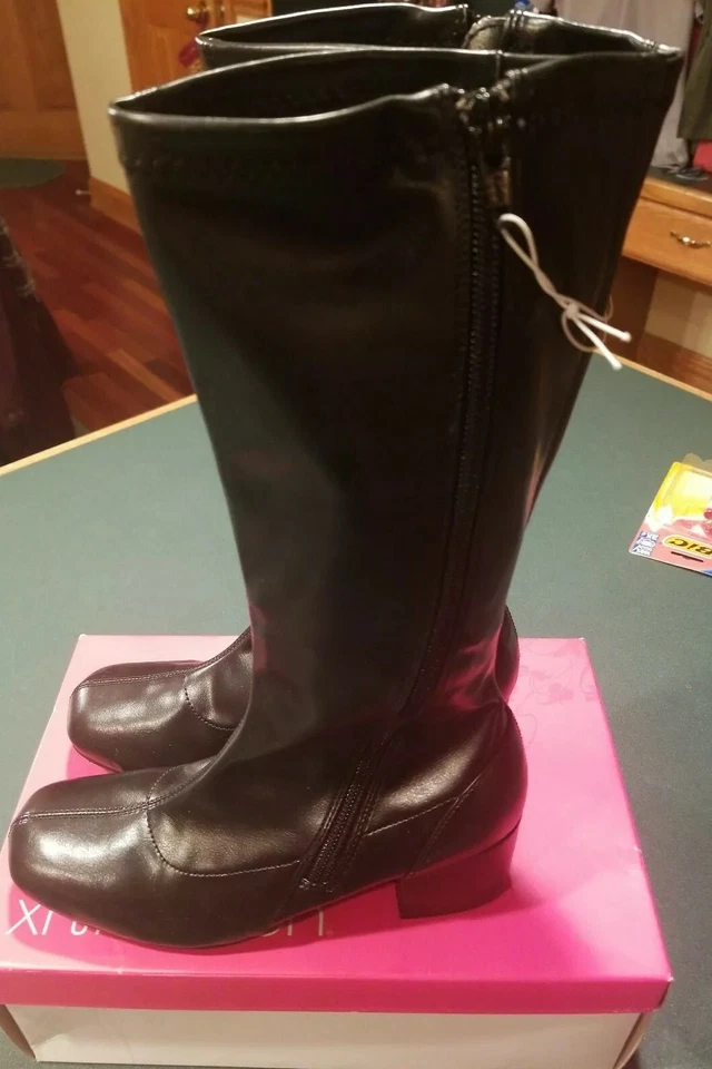 xhilaration Hallison Vestido Negro Bota Mujer Talla 3, ¡Nuevo en Caja! Foto 4 de 4