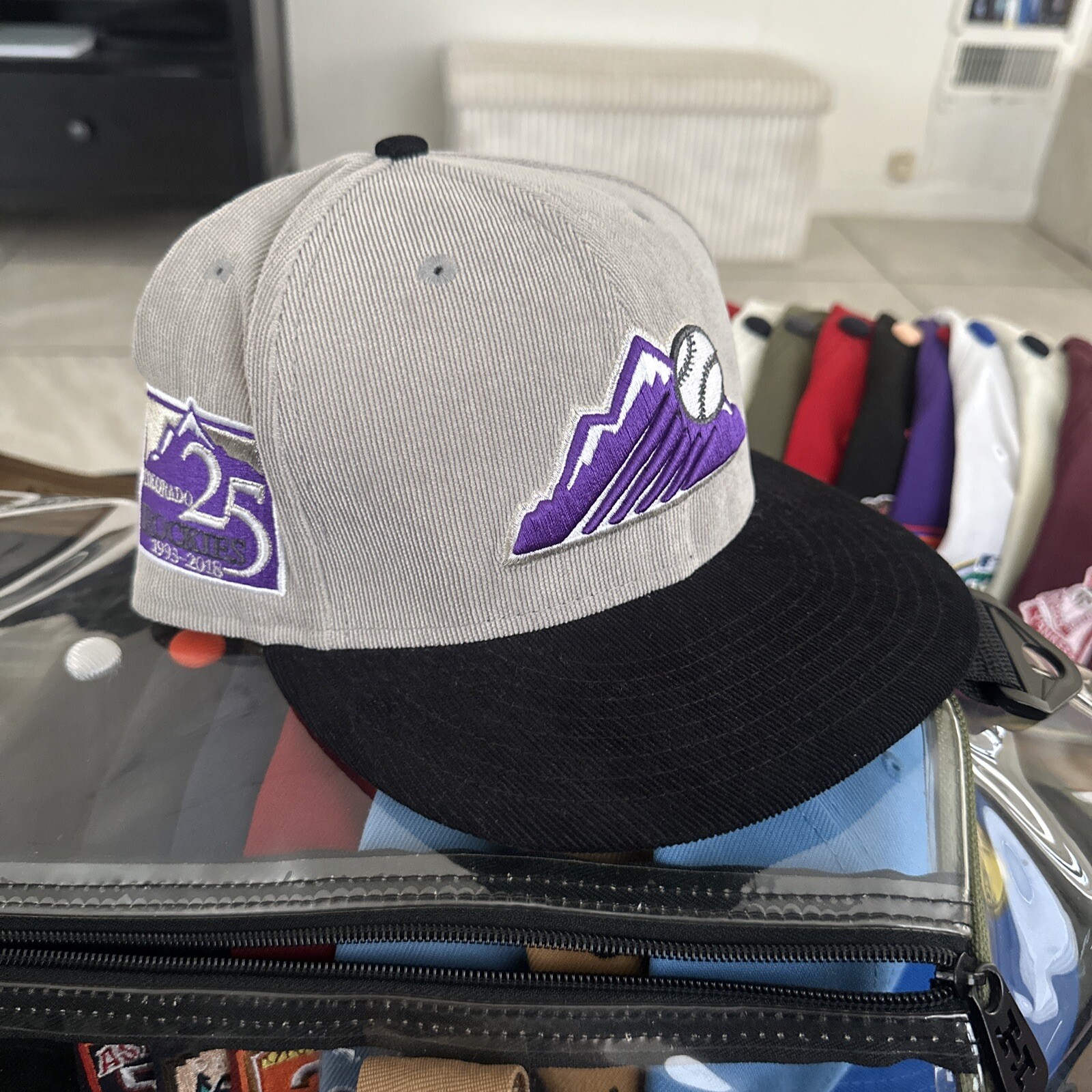 Colorado Rockies New Era Fitted Size 7 1/4 LidsHD MUNFU Corduroy
