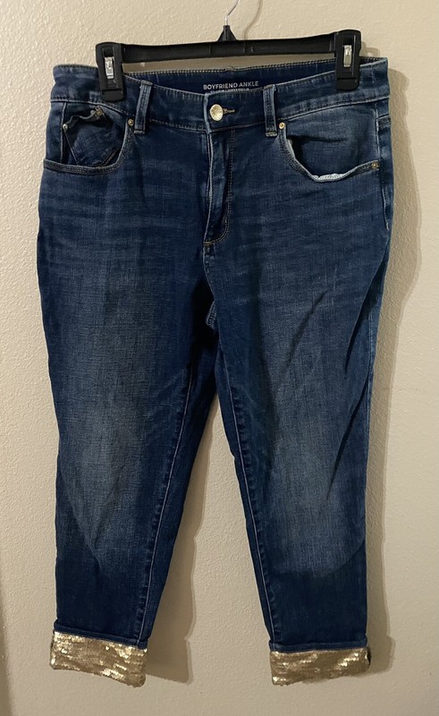 Chico’s Boyfriend Ankle Jeans with sequins Size 6P