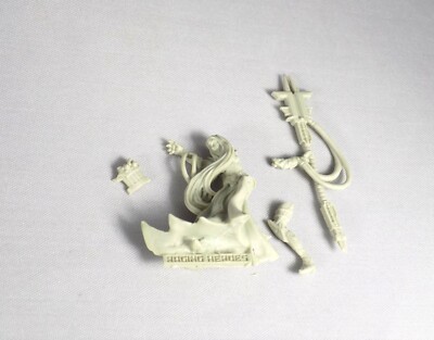 Sashenka Yaga Soul-Weaver Miniatur Raging Heroes Tabletop Scifi Figur Spiel