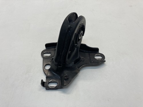 Mini Cooper Right Rear Trailing Arm Bracket 33306857796 03-08 R50 R52 R53