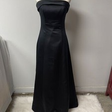Elegant Black Strapless Evening Gown Zipper Back Faux Buttons Cocktail Prom