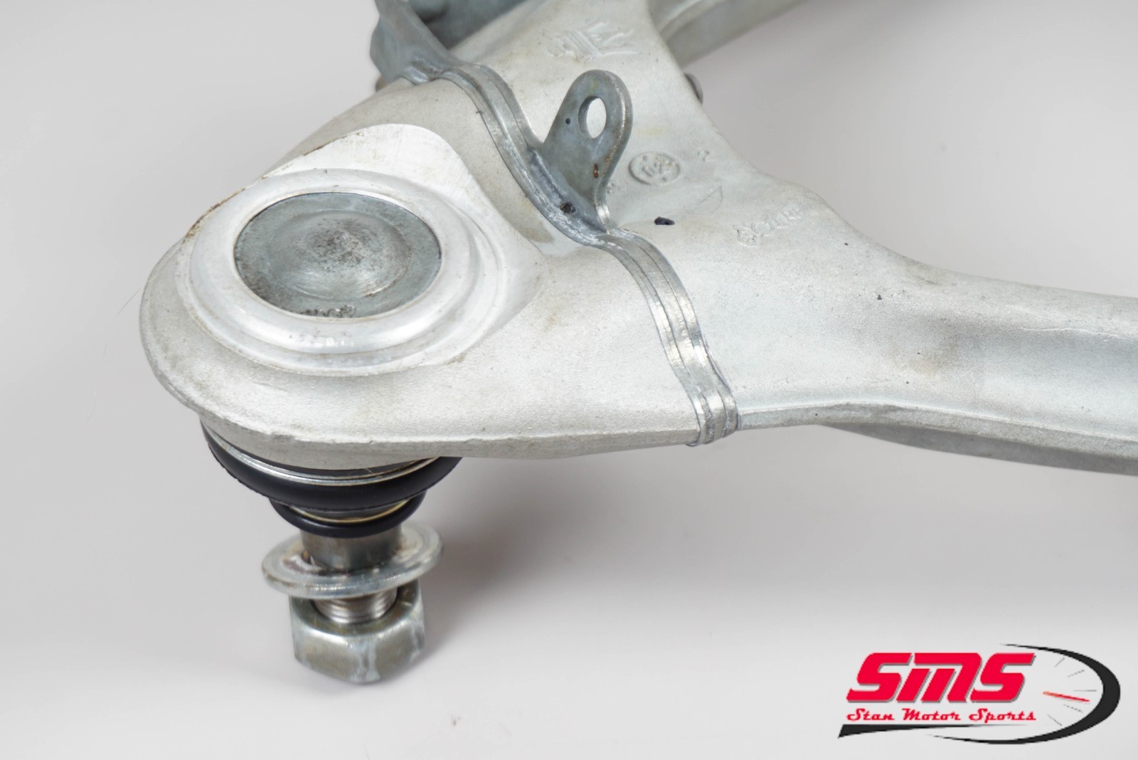 02-07 Maserati Spyder 4200 M138 Front Right Upper Control Arm RH OEM