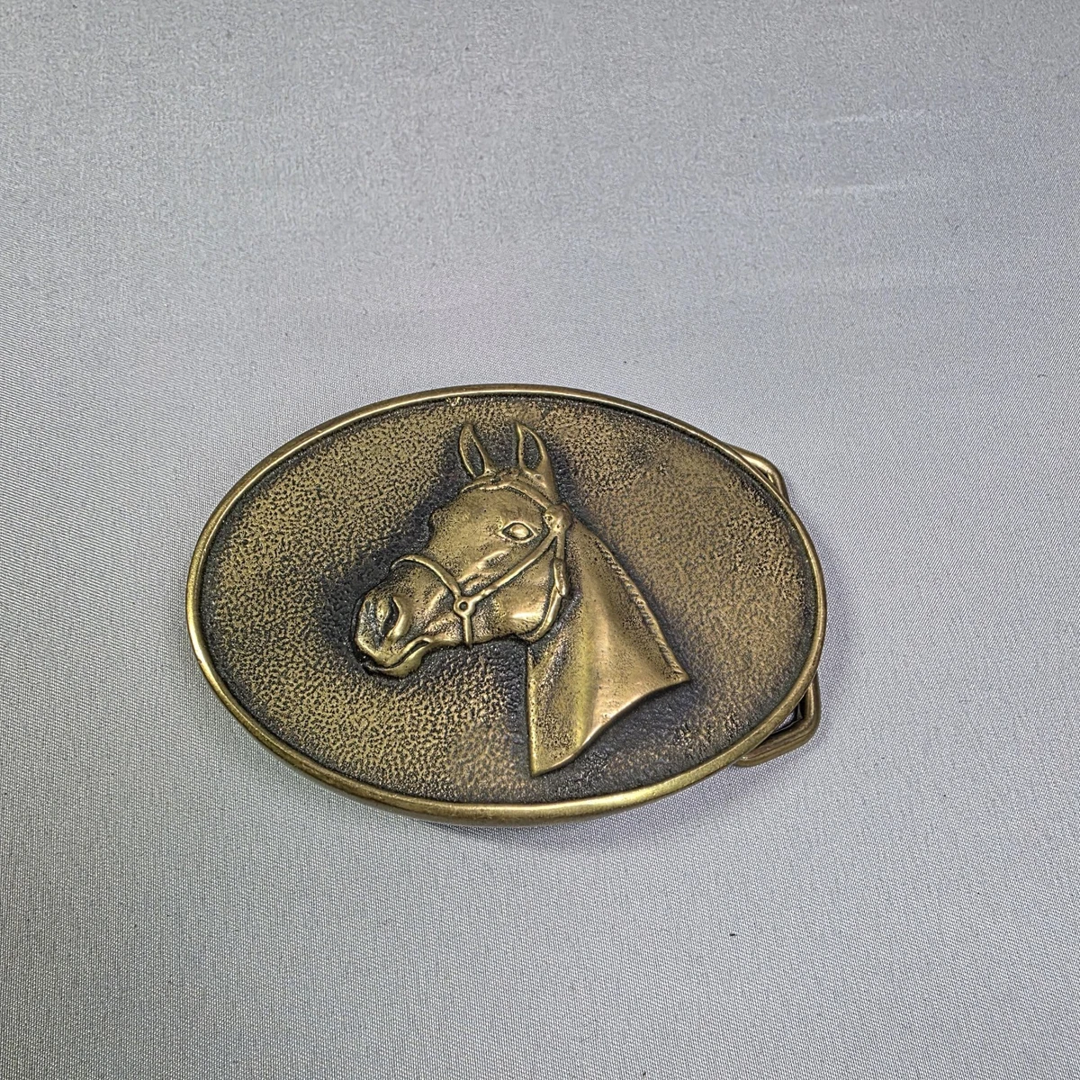 Vintage Petite Running Horse Designed Brass Belt Buckle? Vintage Running Horses Figural Design Brass Colored Belt  main image 2