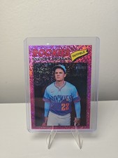 2026 Topps Heritage - Mickey Moniak #400 Chrome Pink Sparkle Refractor
