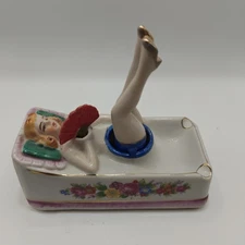 Vintage Naughty Nodder Ashtray Pin Up Lady Bathing Beauty Fan Moving Legs Japan