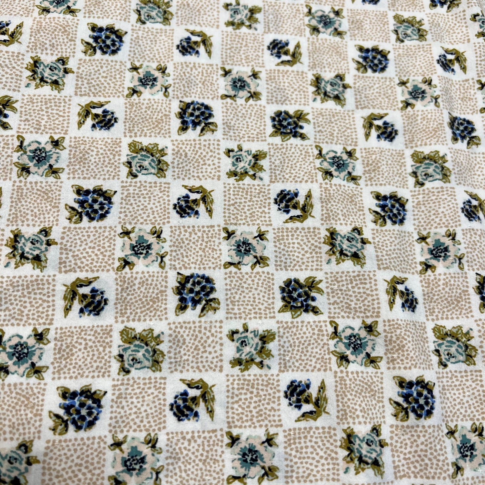 Universal Thread Floral Checkered Print Blouse Re… - image 10