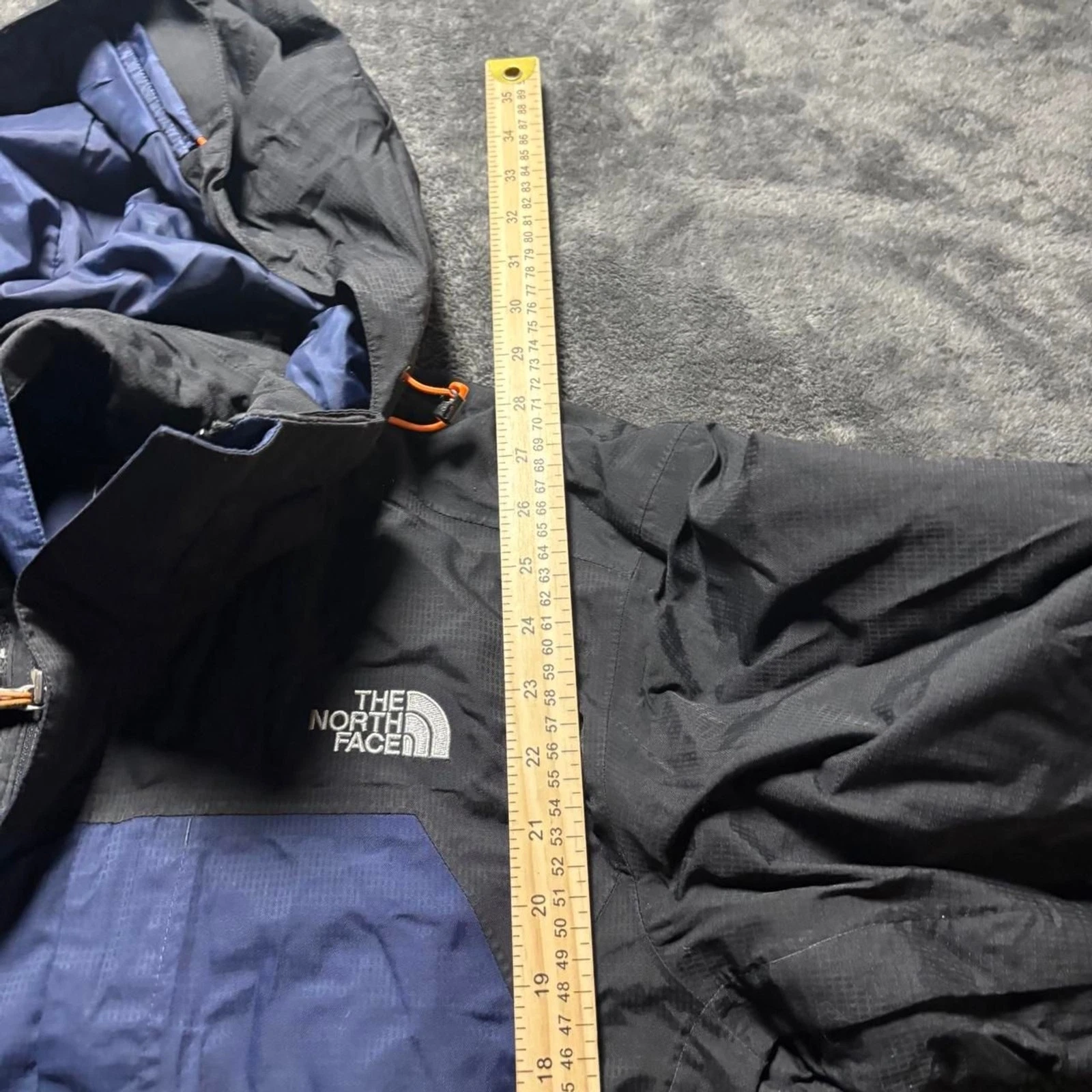 The North Face HyVent Rain Shell Jacket Mens Large Blue Black Colorblock - product detail image 8