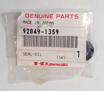 Kawasaki Oil Seal 91-05 KX125 91-03 KX250 91-94 KDX200 00-014 KX65