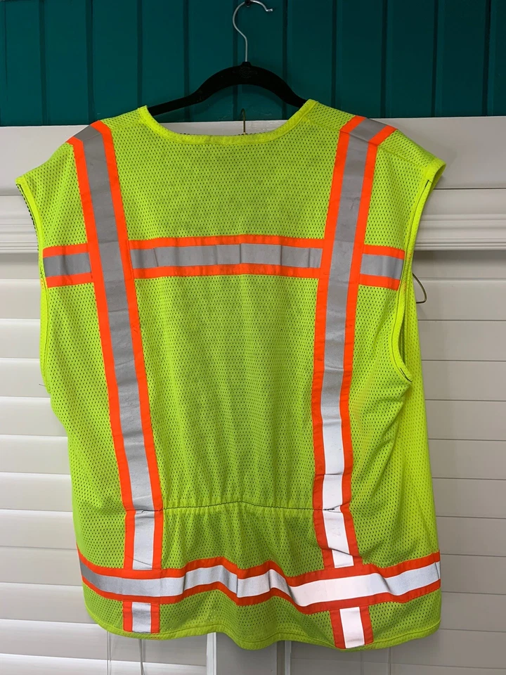 Cycling Safety Vest, Pullover. Men’s Medium - Image 2 of 3