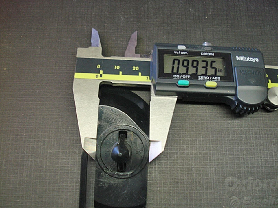 2 piezas 73 74 75 76 77 Oldsmobile Cutlass ventana trasera decoración moldura clips NORS Foto 3 de 4