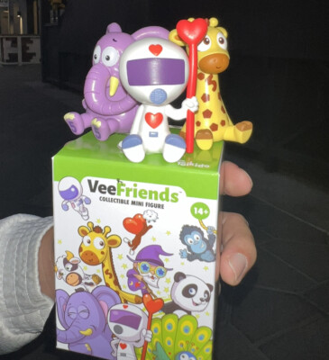 Veefriends X Macy s X Toys R  US Box Of My$tery 2  inch figurines