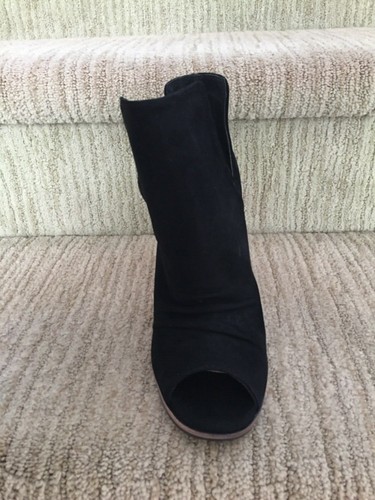 leena peep toe bootie
