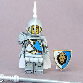 LEGO Castle Lion Crown King Knight Minifigure Dungeons 70404 Series 27 Paladin