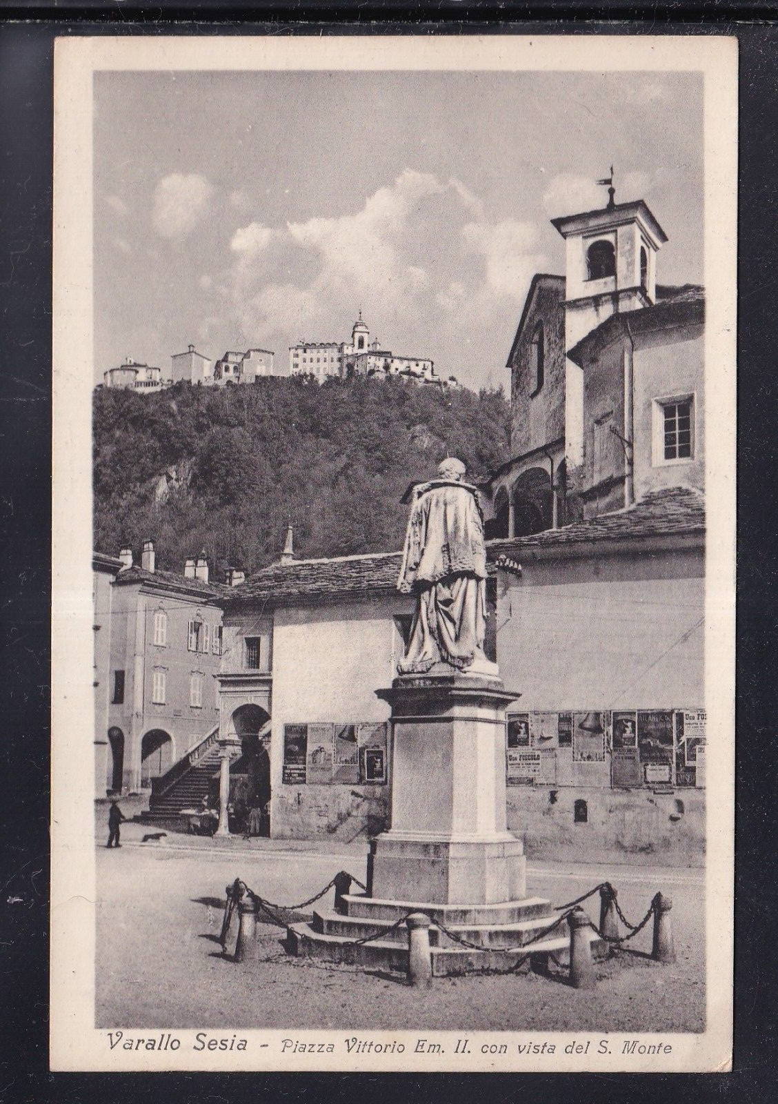 Cartolina Varallo Sesia Piazza Vittorio Emanuele II con S. Monte AB1478
