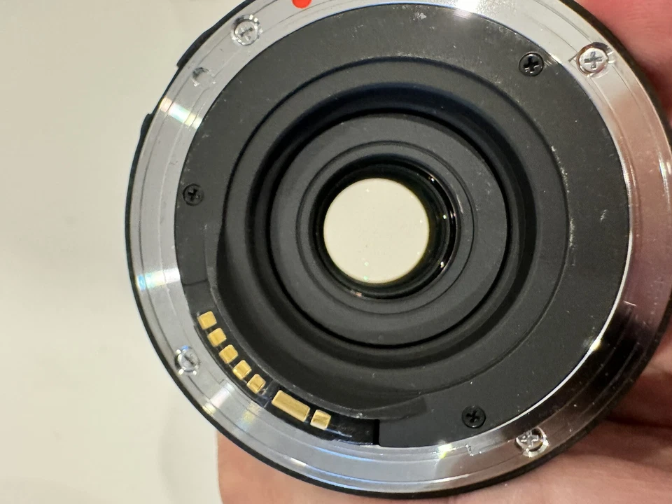 Sigma 18-200mm f/3.5-6.3 DC OS Zoom Lens for Canon From Japan - Image 4 of 4