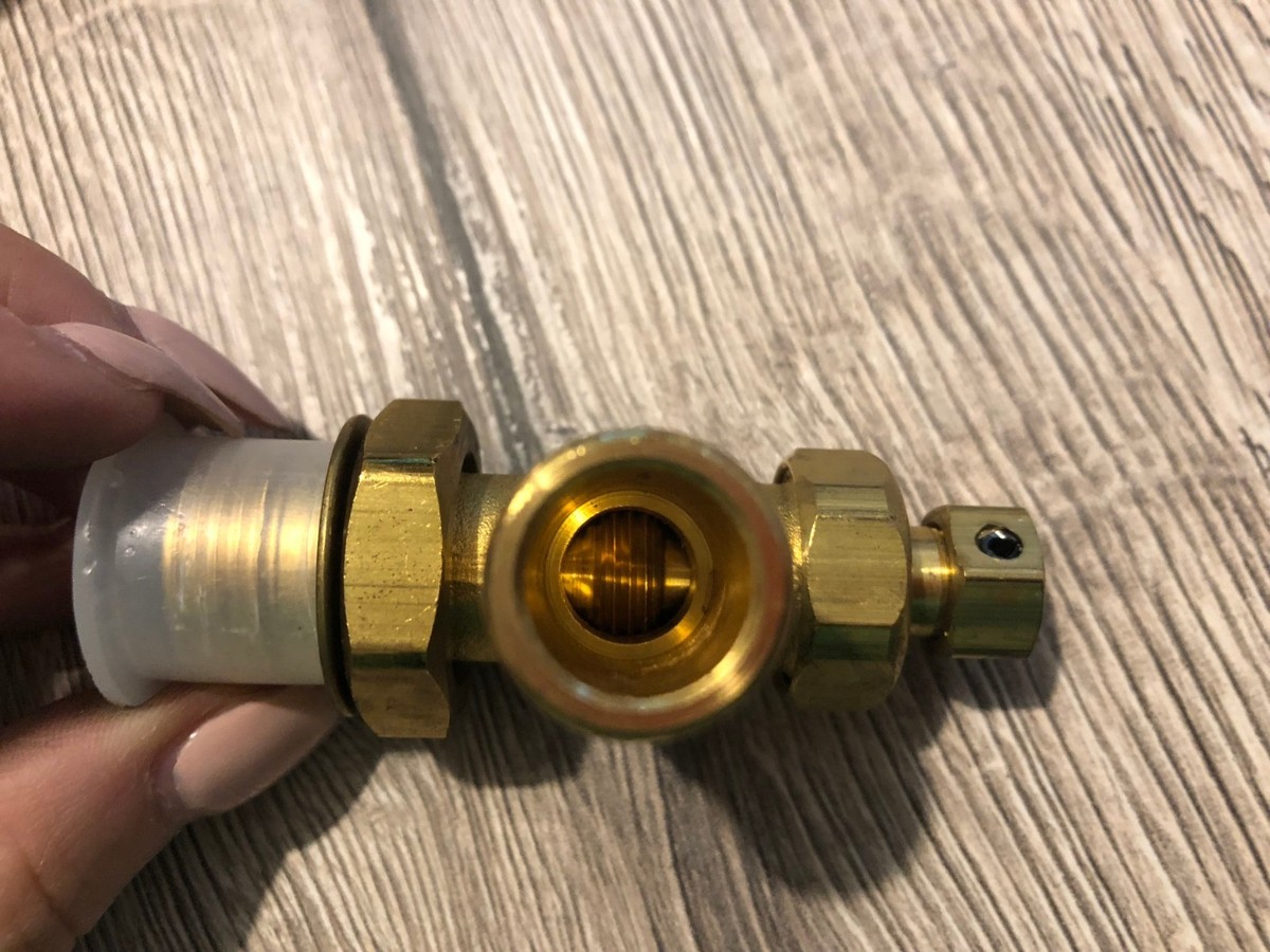 7E4761 CAT CATERPILLAR ORIGINAL VALVE S17E1B 7E-4761 coolant oil 