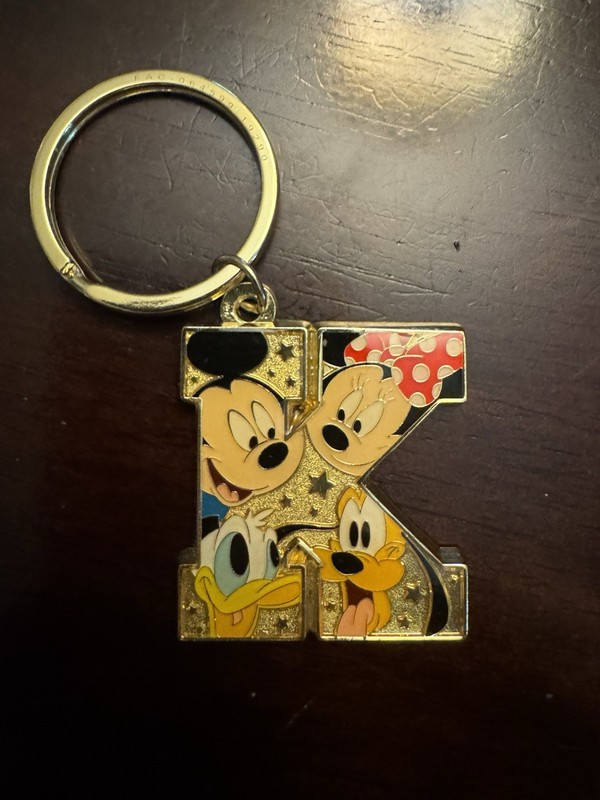 Disney Parks Mickey Mouse and Friends Letter “K”Metal Keychain NEW (without Tag)