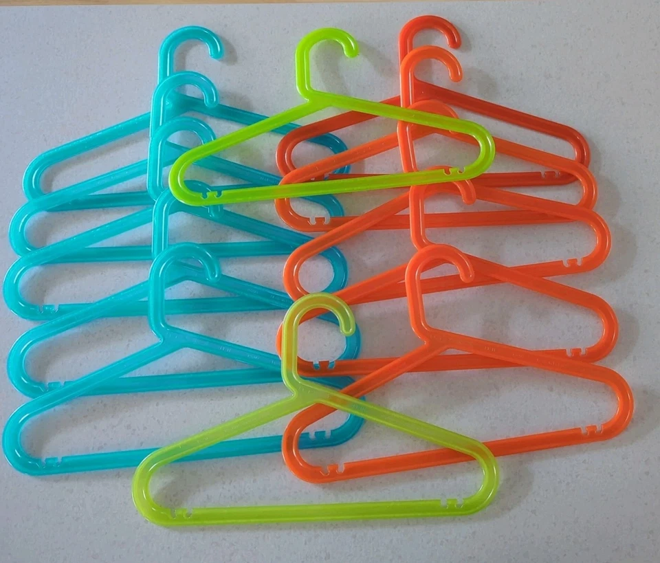 Kinder Kleiderbügel Set 12 Stück blau orange grün ca 21x33cm neuwertiger Zustand
