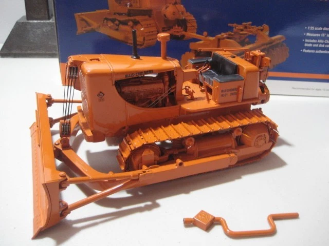 Allis Chalmers HD-21 Crawler w/ Offset Disk Harrow  1:25 scale  from First Gear - Image 2 of 4
