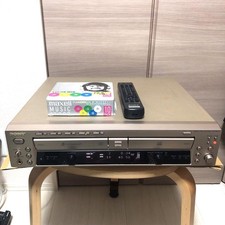 SONY RCD-W500C 5-CD Changer Compact Disc Recorder Player Tested Audio Remote Bun